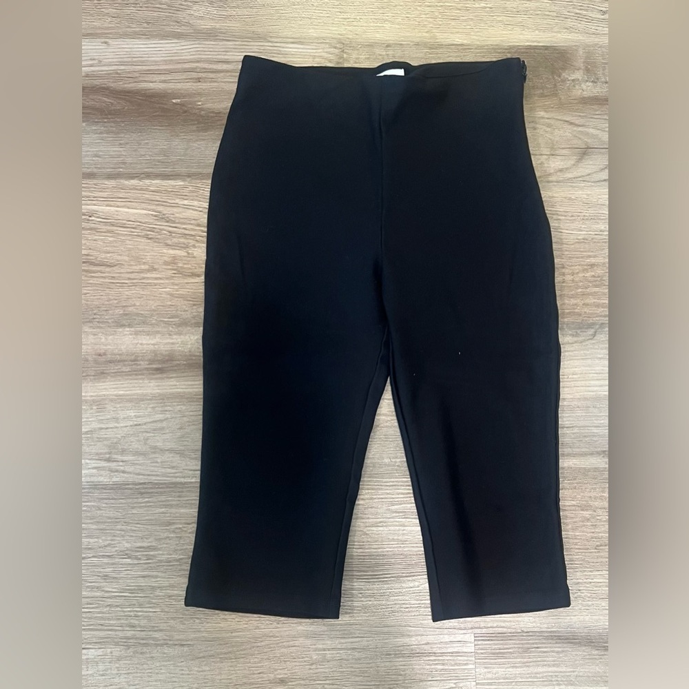 Women's Superdown Black Pedal Pushers (Holly's Personal Collection)